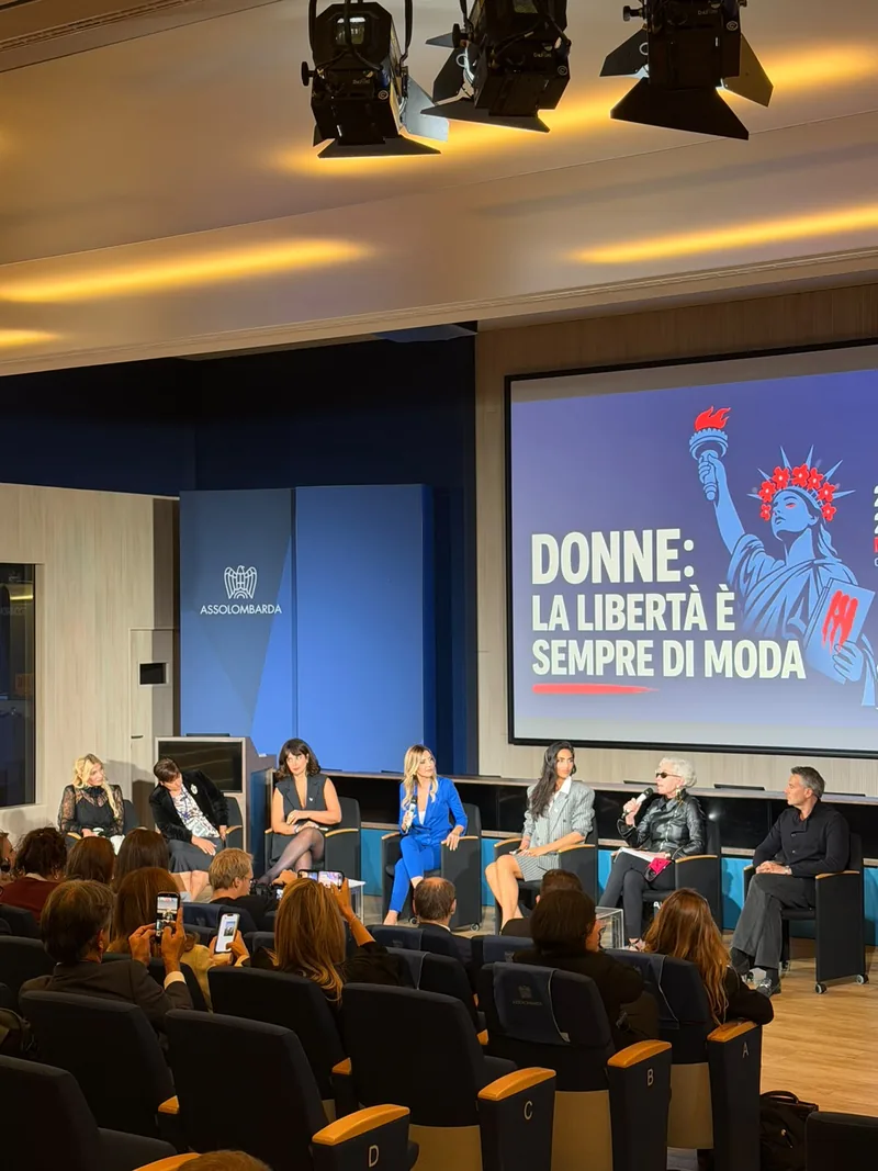Sette ospiti sul palco del panel dedicato alla moda